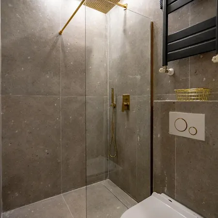Boutique 2 Radisson View Calea Victoriei *