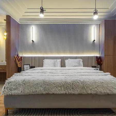 Boutique 2 Radisson View Calea Victoriei Bucareste